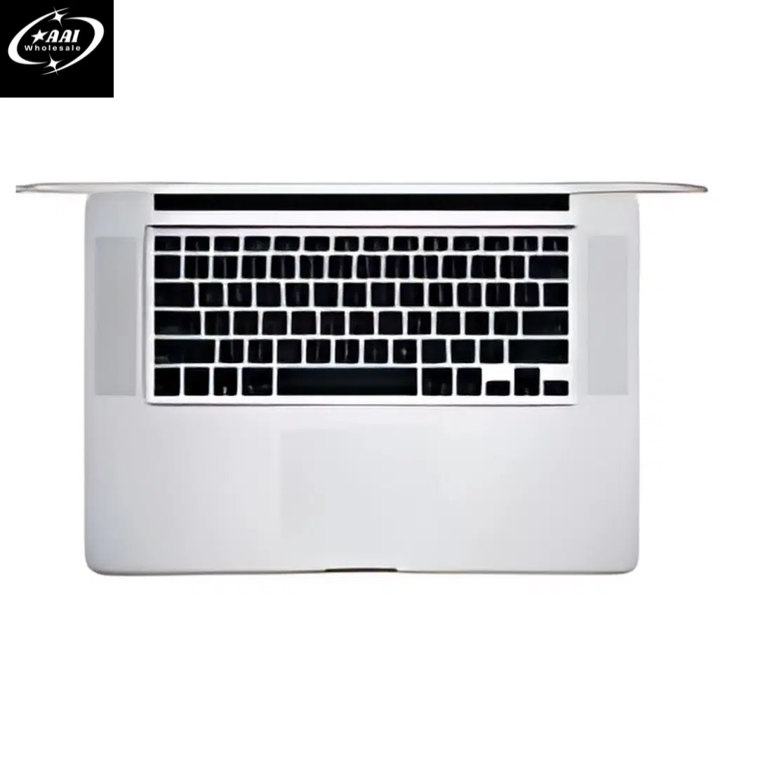 Apple Macbook Pro 2.8 GHz 15" 4GB